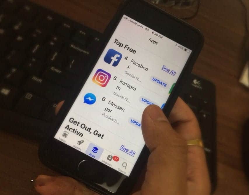 صورة لـ لم تتمكن من تنزيل التطبيقات على الـ iPhone الخاص بك؟ أفضل الحلول لتجربتها | How_to_Fix_Apps_Won25E225802599t_Download_Install_Update_on_iOS_11_iPhone_iPad-xuNOZIfs-DzTechs