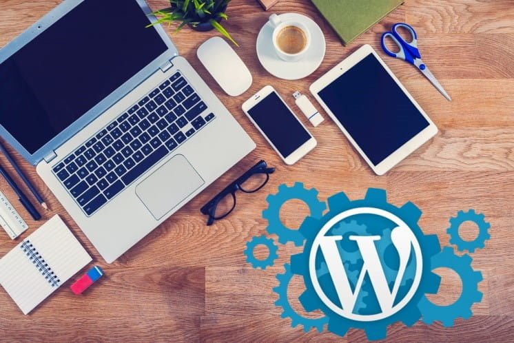 صورة لـ أفضل أدوات الإنتاجية للمدونين التي يتم استخدامها في سير العمل في DzTechs | blogging_tools_for_beginners_laptop_tablet_phone-ku2k2Jfs-DzTechs