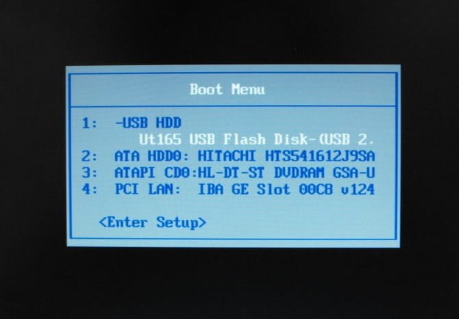 صورة لـ تثبيت Ubuntu على الكمبيوتر باستخدام محرك أقراص USB محمول | muo_windows_bios_boot_order-jhkMWSfs-DzTechs