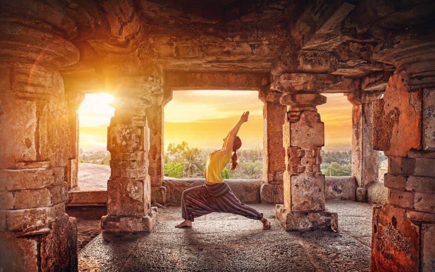 صورة لـ أفضل تطبيقات اليوغا لأجهزة iOS و Android | yoga_temple-X4ORRRfs-DzTechs