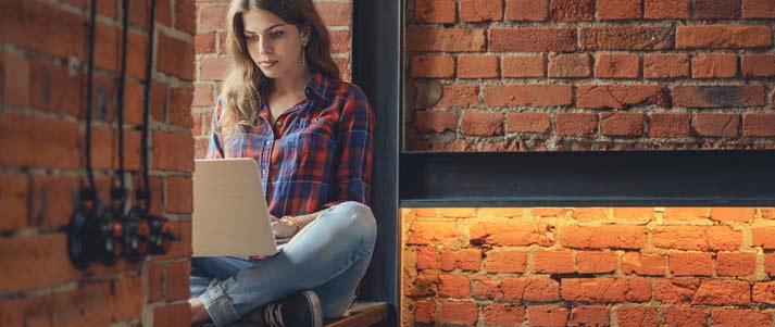 صورة لـ 20 طريقة لكسب المال من موقعك على الويب | casual-work-clothes-for-women-DzTechs