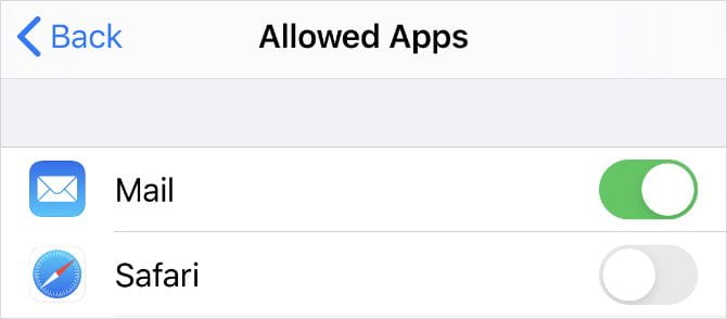 صورة لـ كيفية استخدام المشاركة العائلية لمراقبة iPhone الخاص بطفلك | Allowed_apps_snippet_in_Content_Privacy_Restrictions_670x294-4fdHvWfs-DzTechs