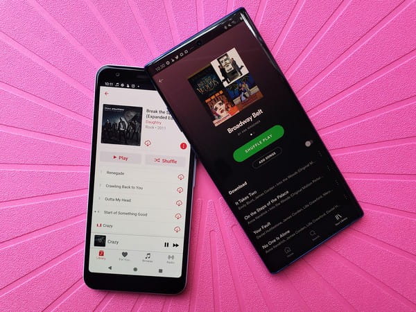 صورة لـ أفضل تطبيقات مزامنة الموسيقى لبث الموسيقى إلى أجهزة مُتعددة | apple_music_spotify_library_overlapping_pink-cI67MKfs-DzTechs