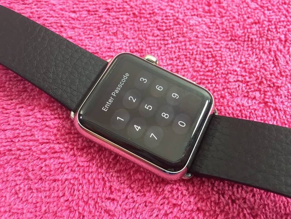 صورة لـ كيفية إعادة تعيين Apple Watch ورمز المرور الخاص بها بدون فقدان البيانات | maxresdefault_m2BUhLfs-ezsVhLfs-DzTechs