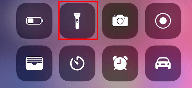 صورة لـ كاميرا iPhone لا تعمل؟ المشاكل الشائعة وكيفية إصلاحها | ios_control_center-SJjrdNfs-DzTechs