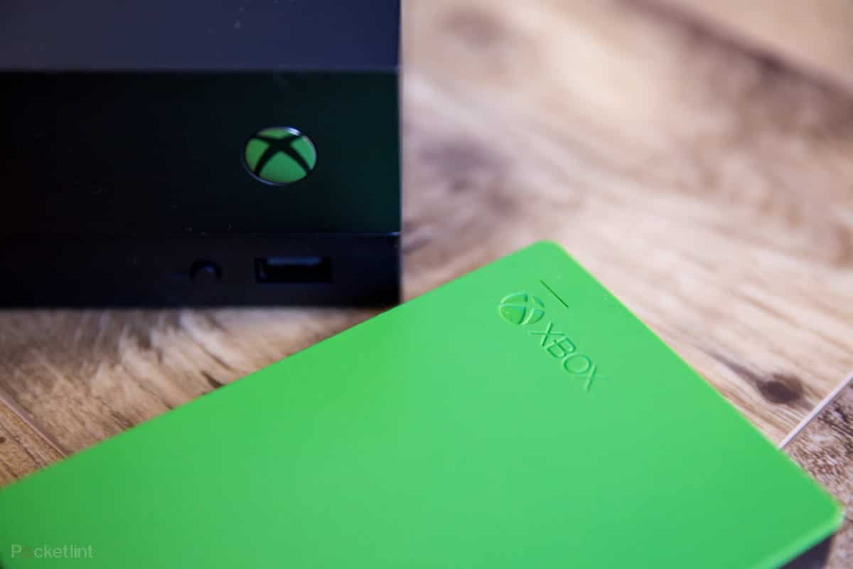 صورة لـ كيفية توصيل محرك الأقراص الثابتة لـ Xbox 360 بالكمبيوتر | 132072_games_feature_how_to_upgrade_your_xbox_one_storage_by_2tb_and_more_thats_up_to_100_additional_games_image1_zxyb862dk7-Yq0UEOfs-DzTechs