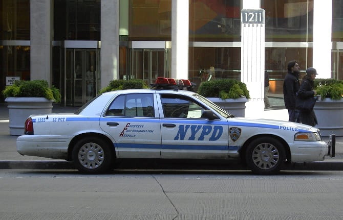 صورة لـ هل فقدتَ iPhone الخاص بك أم سرق؟ إليك ما يجب فعله | Police_Car_NYPD-wjH8lRfs-DzTechs