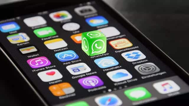 صورة لـ كيفية تغيير نمط خط النصوص في دردشات WhatsApp | WA-yR9IqPfs-DzTechs