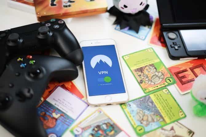 صورة لـ أفضل النصائح المفيدة عندما تكون سرعة VPN بطيئة | muo_security_slow_vpn_split-mqVYlRfs-DzTechs