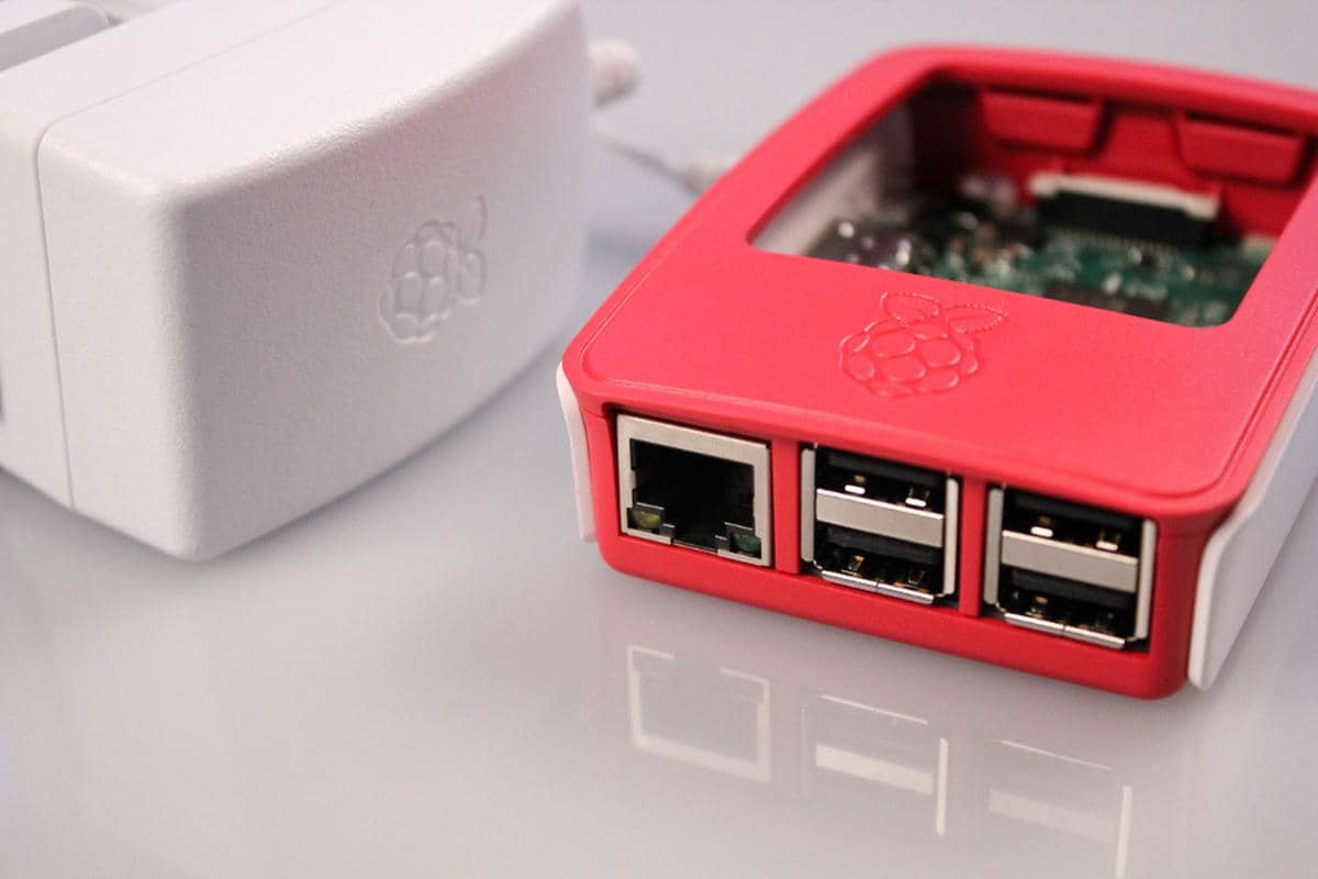 صورة لـ أفضل أنظمة التشغيل التي يُمكن تشغيلها على Raspberry Pi | pi3_9897-0d2jXPfs-DzTechs