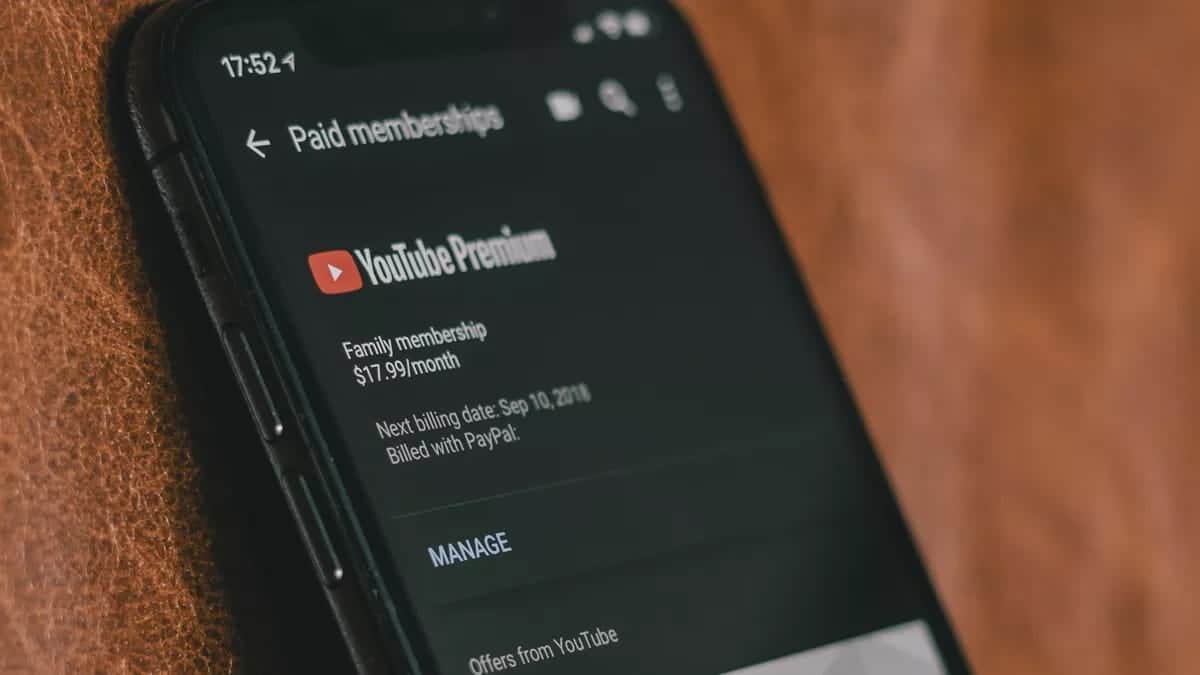 صورة لـ كيفية الترقية إلى الخطة العائلية على YouTube Premium وهل يجب عليك؟ | youtube_premium-atUBlPfs-DzTechs