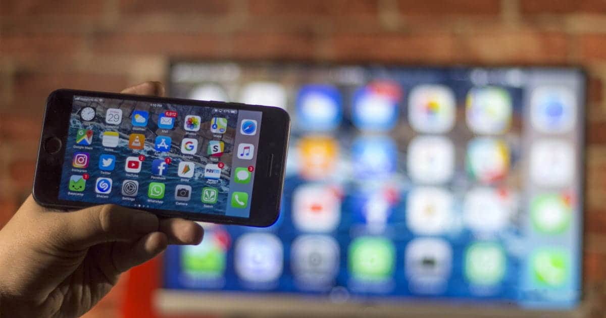 صورة لـ كيفية إرسال الملفات بين Android TV و iPhone | How_to_cast_mirror_iPhone_screen_to_Android_TV_4-Rqr60ggs-DzTechs