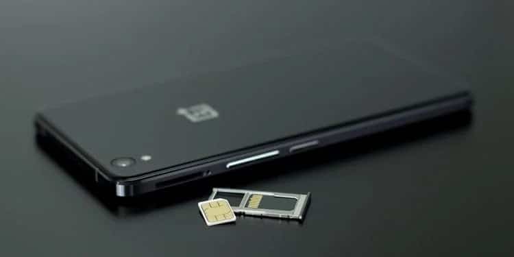صورة لـ ما هي الشريحة الإلكترونية (eSIM)؟ وهل هي أفضل من بطاقات SIM القياسية؟ | 124L9aMxcat2sjc_Y9gCPAA-DzTechs