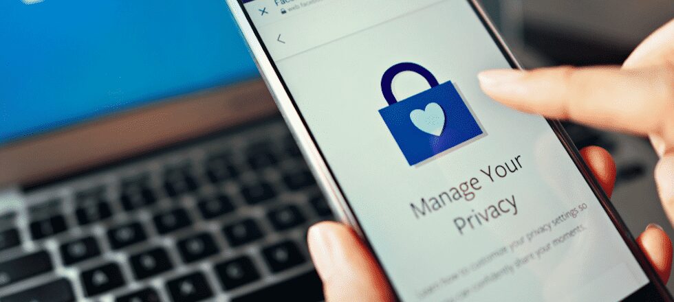 صورة لـ كيفية إدارة إعدادات الخصوصية على Facebook لمنشورات معينة | 1BSj7XoCWYEKqUR8YvANMbg-DzTechs