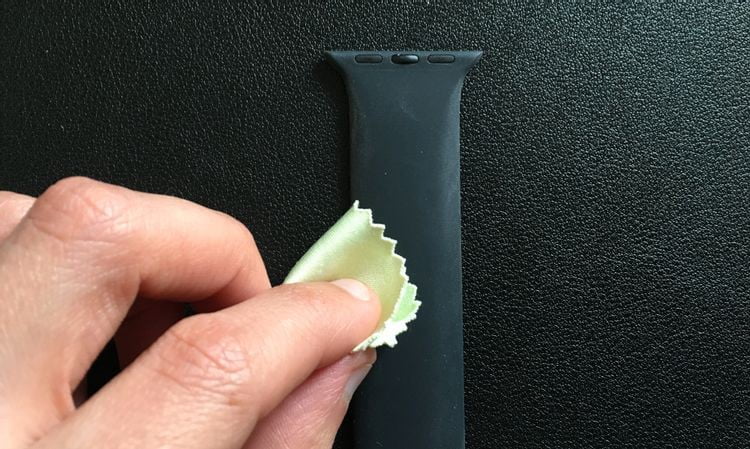 صورة لـ خطوات تنظيف سوار Apple Watch التي يجب إتباعها | 1HHOV3khjITcX1x15TtzLTQ-DzTechs