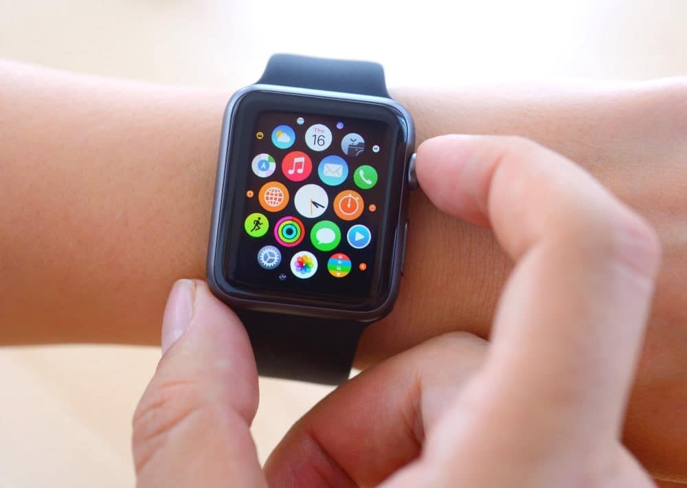 صورة لـ أفضل التطبيقات لتنزيل أي شيء من الويب لمُستخدمي Apple Watch الجدد | 1GNp9P4-OkyUIstuyerjs9Q-DzTechs