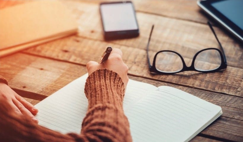 صورة لـ العادات المثالية التي ستُعزِّز إنتاجيتك أثناء الكتابة | 1CV0ewCbjRX9todX9vPMrYA-DzTechs
