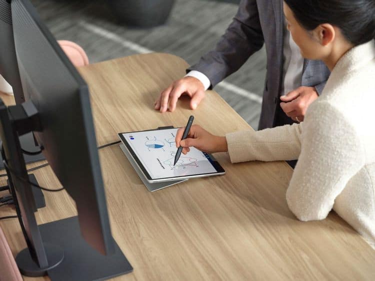 صورة لـ الأسباب التي تجعل أجهزة Surface أفضل مع Windows 11 | 1fRz-5h1NbKnZpjKAknOMkQ-DzTechs