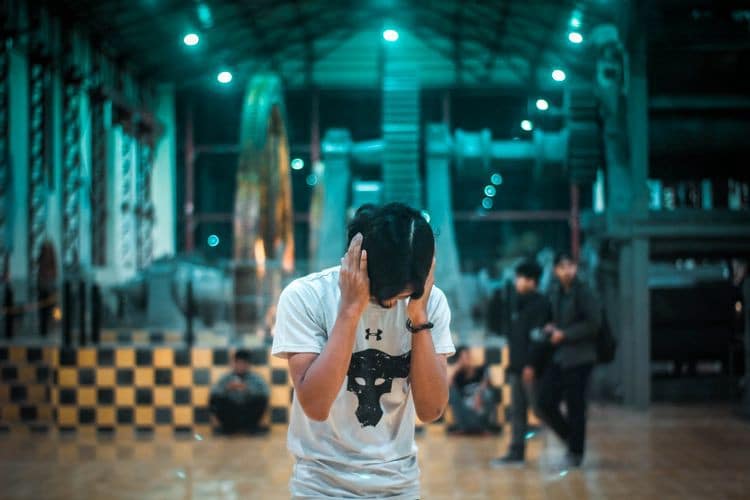 صورة لـ بعض الطرق التي تجعل الضجيج يُعيق الإنتاجية في مكان العمل وكيفية إدارته | 1RiOrVVXZ79C4hBUujgScbA-DzTechs