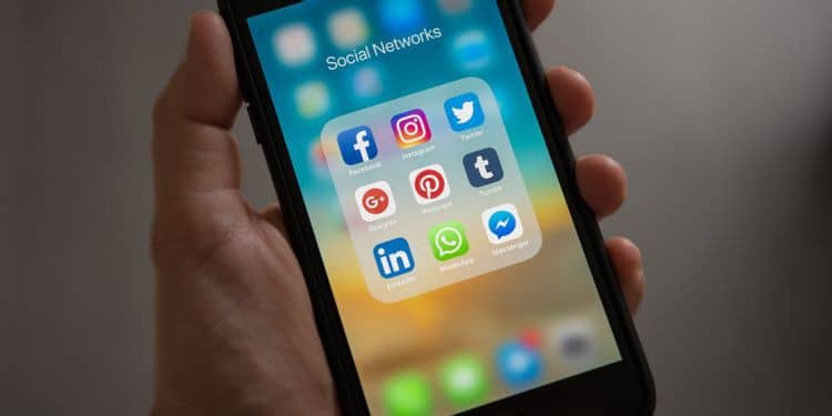 صورة لـ الأسباب المُحتملة لعدم تعيينك في الوظيفة التي تتطلع إليها (وكيفية تجنب ذلك) | 1kOdmOl-7GFfSUpqRZOwbyQ-DzTechs