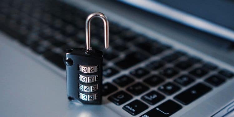 صورة لـ أكثر مخاطر تسجيل الدخول إلى شبكات Wi-Fi العامة | 1nmqspmUA4L_oKP0hP8vf-Q-DzTechs