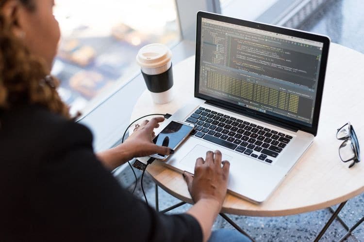 صورة لـ أفضل الطرق السهلة للحصول على تجربة SQL قبل وظيفتك الأولى | 10vNROM9IyKK7wU8YTKp05g-DzTechs