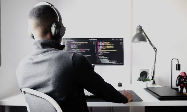 صورة لـ كيف يُمكن للقرصنة الأخلاقية أن تُوقف المُتسللين | 16_4_pYKi0sAewiVFQLtKcg-DzTechs