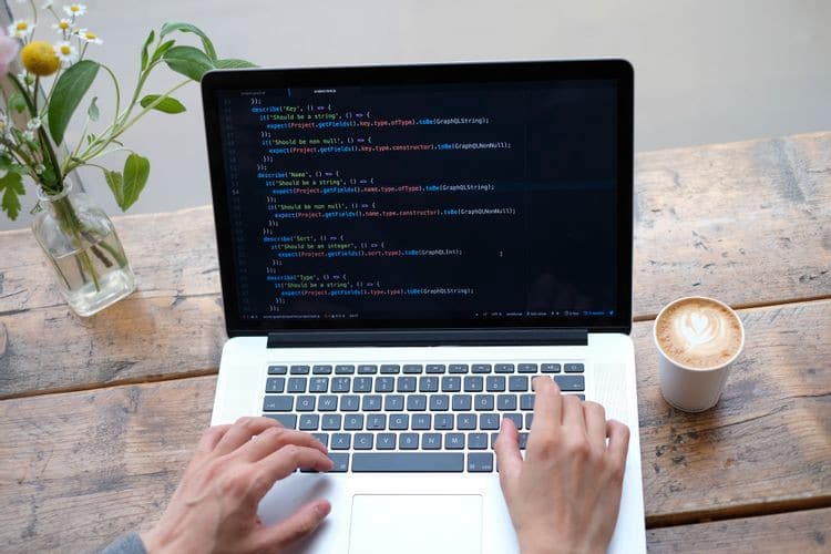 صورة لـ أفضل الطرق السهلة للحصول على تجربة SQL قبل وظيفتك الأولى | 1AMtucWHBItrlTJ8Gclzmeg-DzTechs