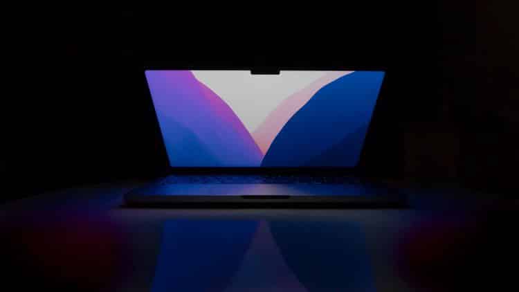 صورة لـ هل يجب عليك الترقية إلى الـ MacBook Pro المُعاد تصميمه؟ | 1BrbgyHlGMEiY-2Eg2NFHdA-DzTechs