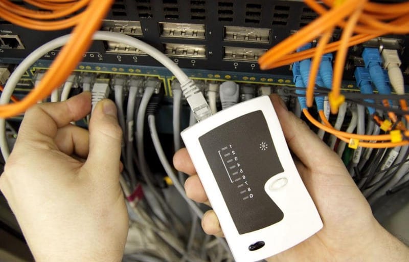 صورة لـ ما هو كابل العبور (Crossover) وكيف يعمل؟ | 1qRPUA87AX5hOAOnDA6eDgA-DzTechs