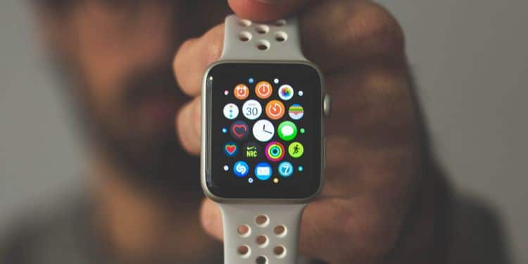 صورة لـ هل يُمكنك استخدام Apple Watch مع هاتف Android؟ | 1P8ls_RkXRxNLm5X4gfuttw-DzTechs