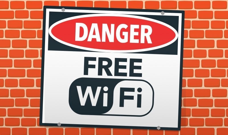 صورة لـ ما هي التهديدات التي قد تتعرض لها عند استخدام شبكات Wi-Fi العامة؟ | 1GiIJI4tSbHr3vGjpXRDFaw-DzTechs