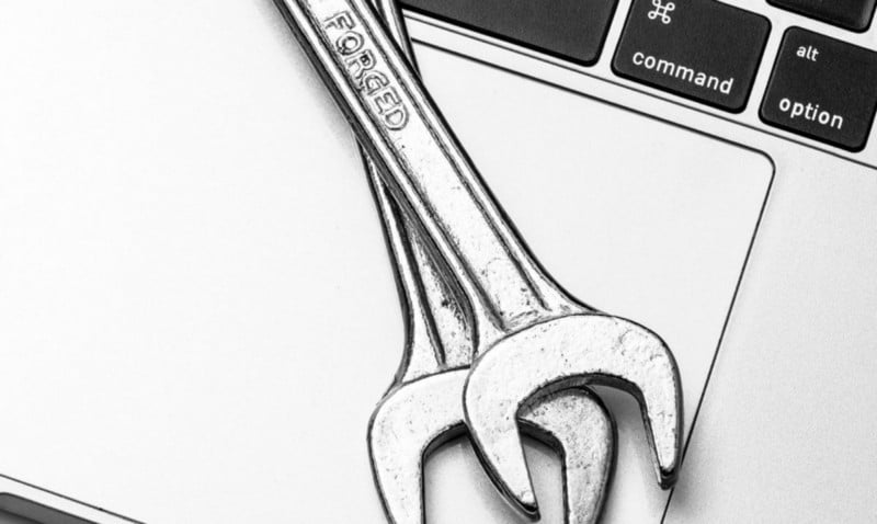 صورة لـ أفضل الطرق لإصلاح خطأ “جهاز USB غير معروف” في Windows | 1bIBTiFmCFdDGf-IEhrIZxw-DzTechs