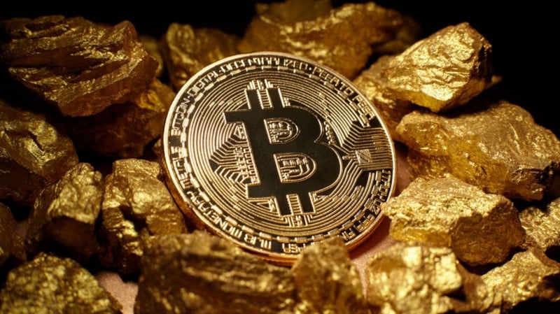 صورة لـ مقارنة بين تعدين الذهب وتعدين Bitcoin: أيهما أكثر ضررًا؟ | 11asIdR8-dznX52GcFi4nMg-DzTechs