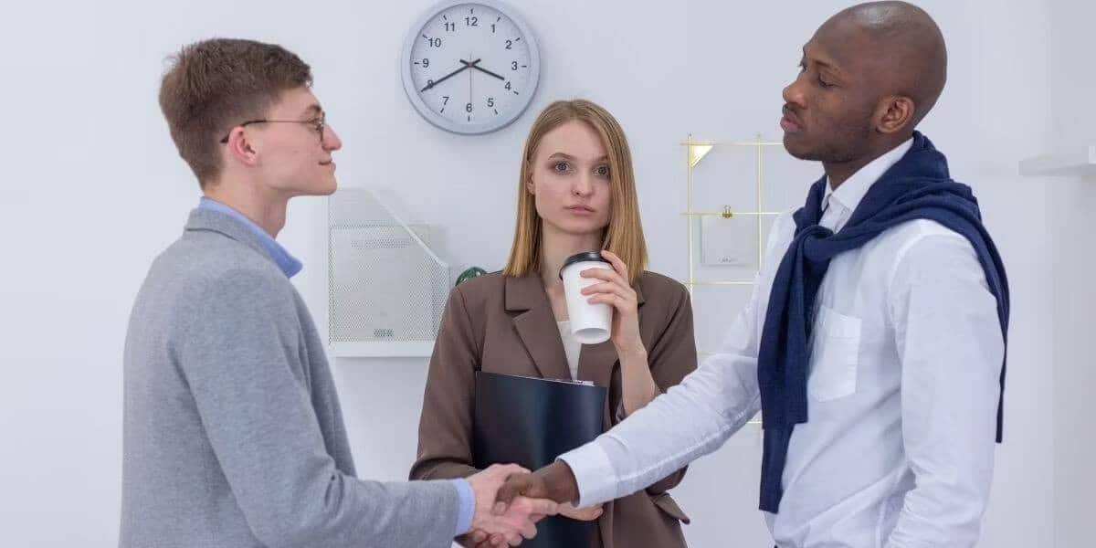 صورة لـ كيفية منع الخوف من أن يفوتك شيء في وظيفتك | 13qLdGevNrhVNN4XIA8gQNA-DzTechs