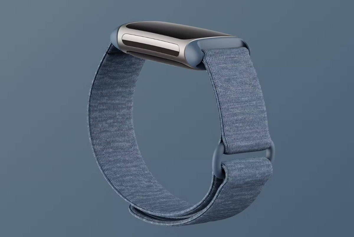 صورة لـ كيفية تنظيف جهاز Fitbit الخاص بك | 1L-5yyR2-UMyeV90xWD9HXg-DzTechs