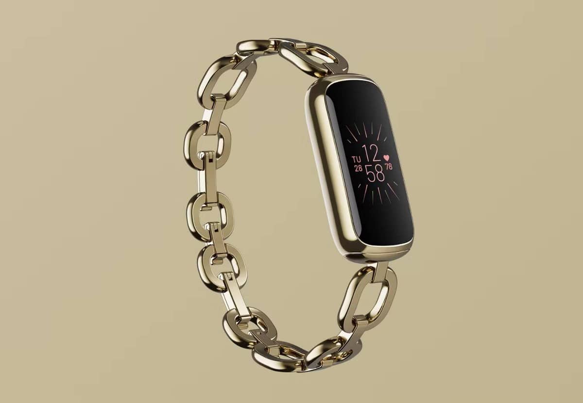 صورة لـ كيفية تنظيف جهاز Fitbit الخاص بك | 1MiteUz-nIzNll_AB58b9EQ-DzTechs