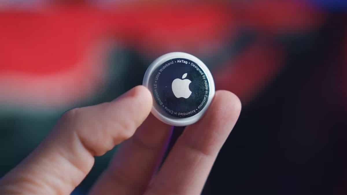 صورة لـ هل يجب عليك استخدام أجهزة AirTags لتتبع أطفالك؟ | 1aEIMBdip4bpcykZEWmh5OA-DzTechs