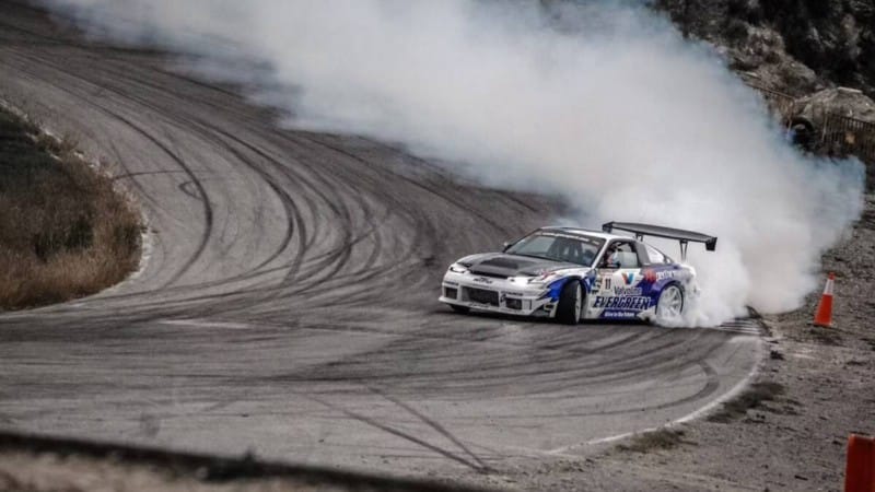 صورة لـ ما هو نظام منع انغلاق المكابح (ABS) وكيف يعمل؟ | 1uh0ds4xOn1HHry5gZzzr8g-DzTechs