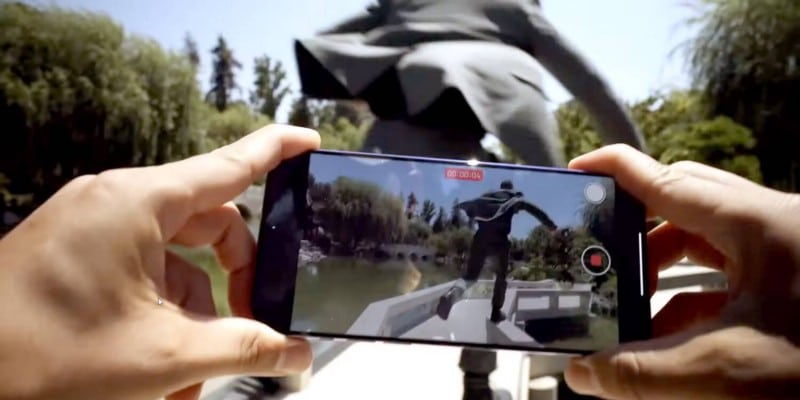 صورة لـ ميزات iPhone 14 Pro التي قدمتها هواتف Android من قبل | 1AXN7qgNsksLS0-7SXJfoQA-DzTechs