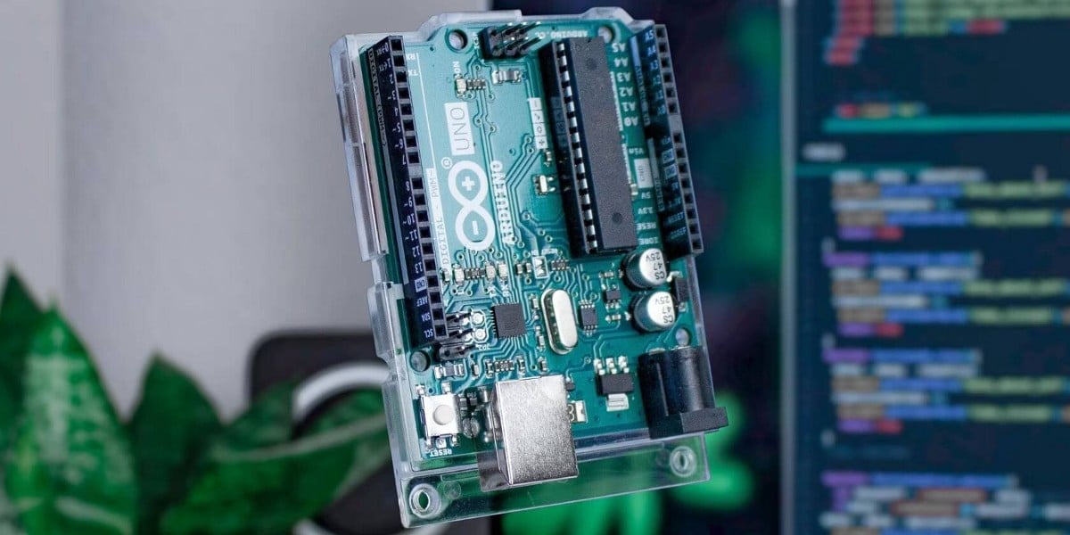صورة لـ مقارنة بين Arduino و Raspberry Pi: ما هي لوحة التطوير المُناسبة لك؟ | 1cStIVDTaKr__uUyaNkDB4Q-DzTechs