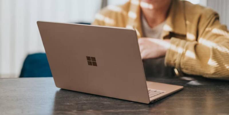 صورة لـ طرق لإصلاح خطأ “هذا التطبيق لا يدعم العقد المُحدد” على Windows | 1wzc6cTSOzxE7aYTvOuPlBg-DzTechs