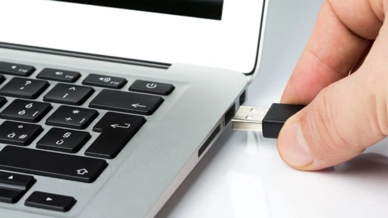 صورة لـ كيفية إضافة اختصارات لفتح محركات أقراص USB على Windows | 1yGo3qRxplDuLybTVgOUoRA-DzTechs