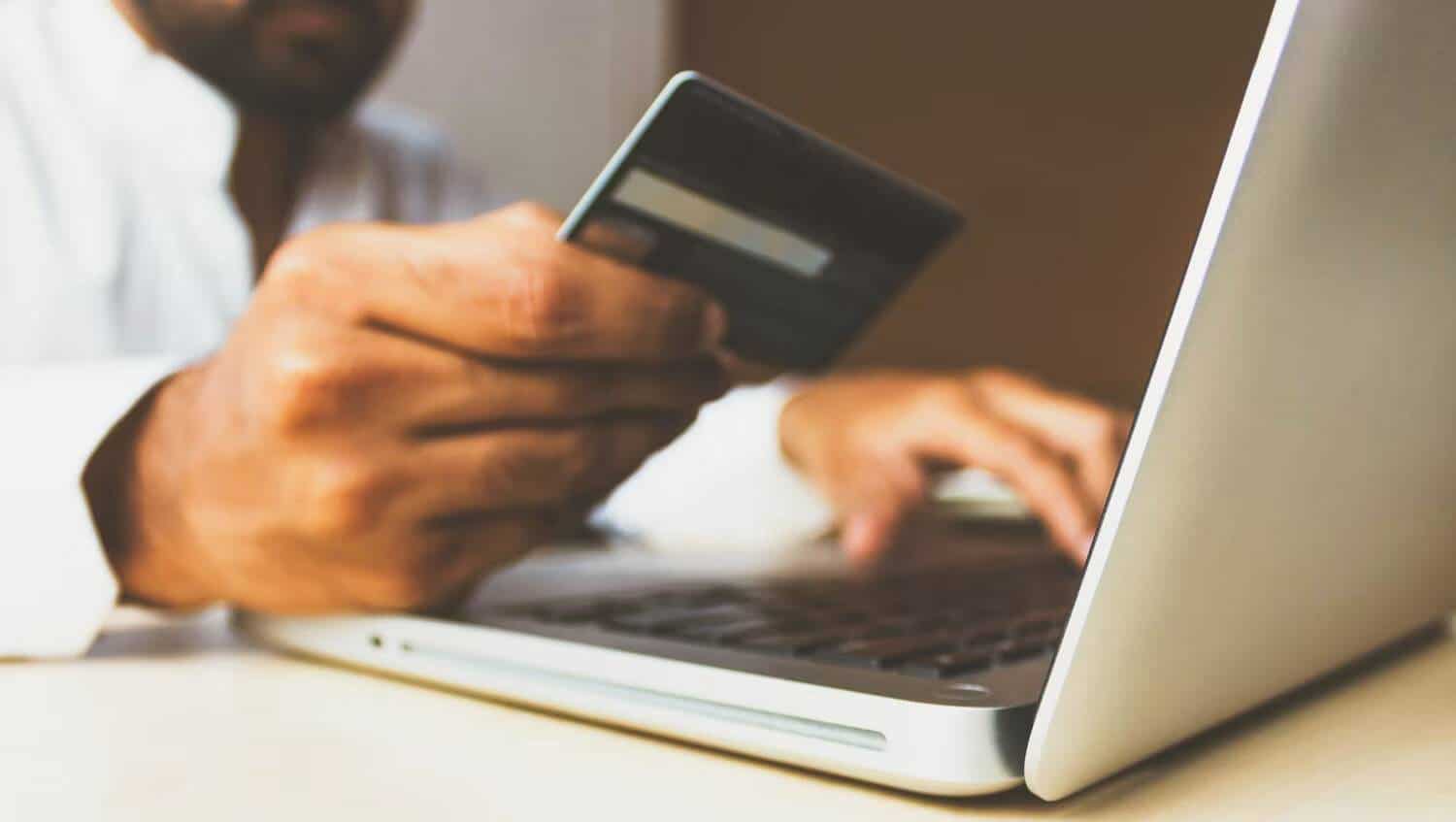 صورة لـ ما هي البرامج الضارة لنقاط البيع (POS) وكيف يُمكنك حماية نشاطك التجاري منها؟ | 16pYfhHuFL1Be1QT9fDnQgA-DzTechs