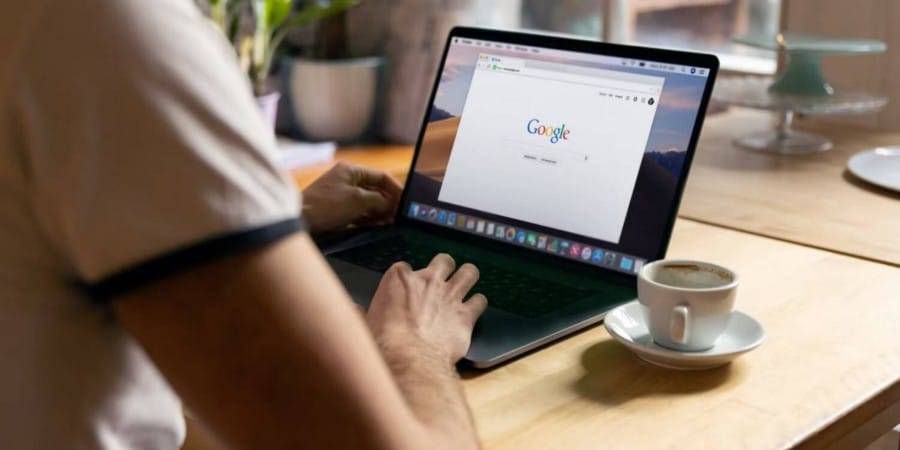 صورة لـ لماذا يستمر YouTube في إيقاف مقاطع الفيديو مُؤقتًا (وكيفية إصلاحه) | 1ZmQlwqgDgaEjpxxKFYP0Zw-DzTechs