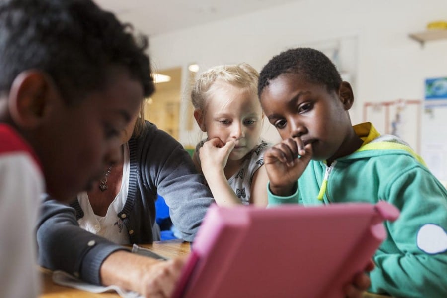 صورة لـ هل شبكة Wi-Fi في كليتك أو مدرستك آمنة وهل يتم مراقبتها؟ | 1gweGOO3uTpLbSn9uSIqsBQ-DzTechs