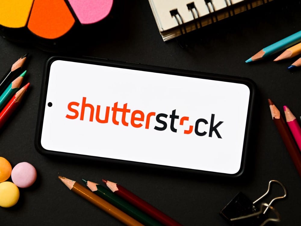 صورة لـ كيفية استخدام مُولد الصور بالذكاء الاصطناعي من Shutterstock لإنشاء عمل فني | 1E8yp6XG_HpjhkBptjBoHDg-DzTechs