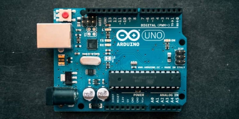 صورة لـ إيجابيات وسلبيات استخدام النسخة المُستنسخة من Arduino في مشاريعك | 1aX0Pop6PYkyIRNJFoW5q2g-DzTechs