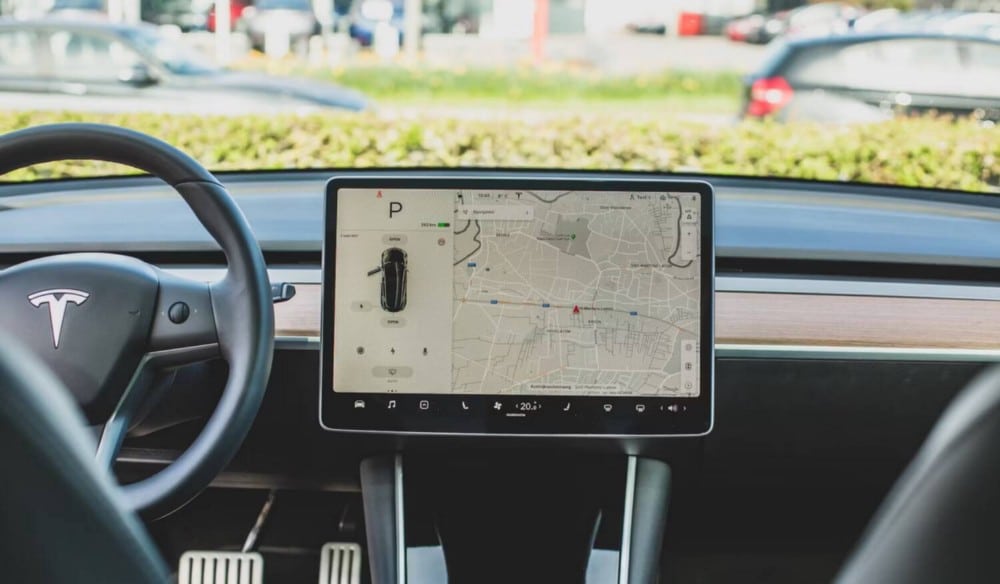 صورة لـ أكثر الأشياء المُزعجة في سيارات Tesla الكهربائية | 1kK3x-tkO76HBgNJkEuM75w-DzTechs