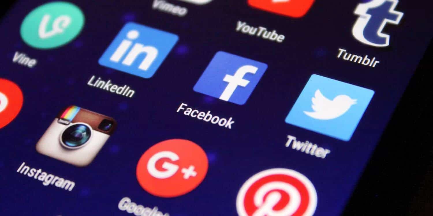 صورة لـ نصائح مواقع التواصل الاجتماعي لإثارة إعجاب أصحاب العمل والحصول على وظيفة | 1oxK6Y-HcNDHY4TFYpyoLpA-DzTechs